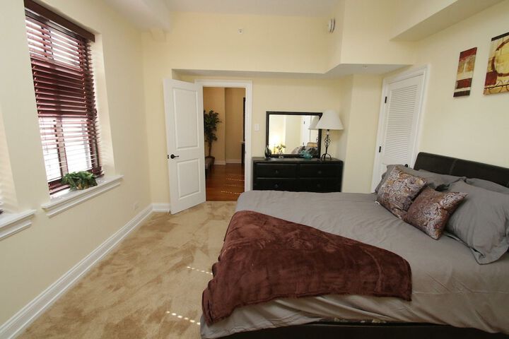 Room 2 of 23