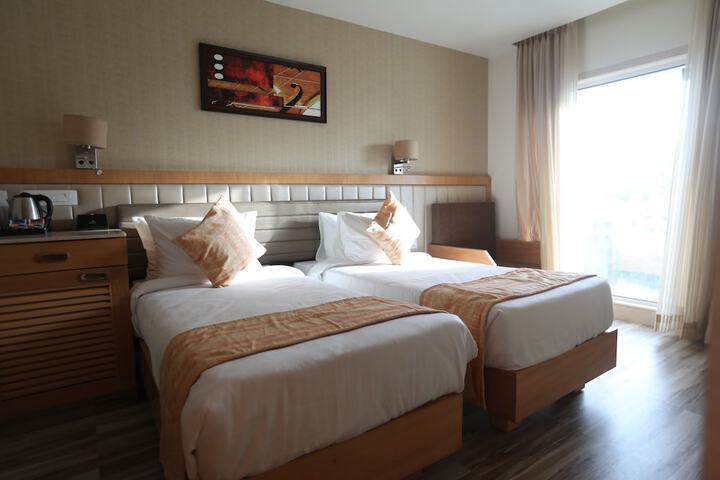 Room 10 of 71