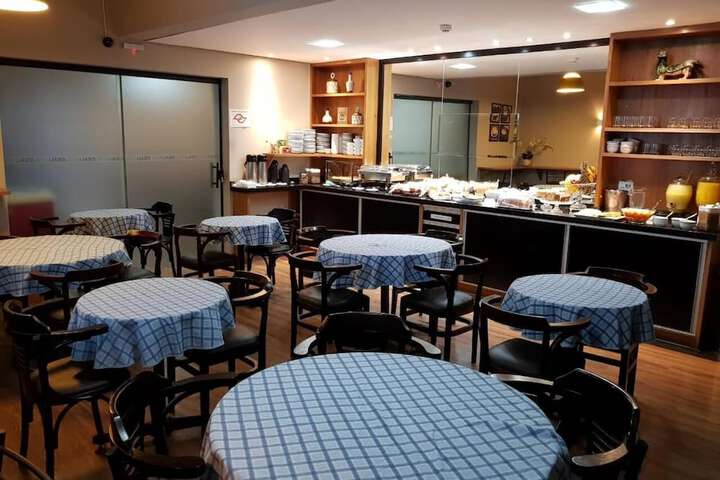 Dining 48 of 61