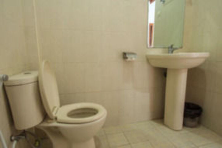 Room 3 of 39