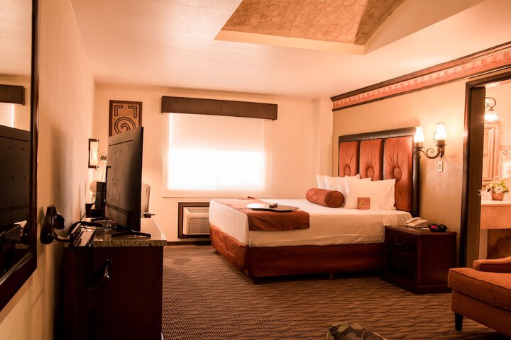 Room 16 of 48