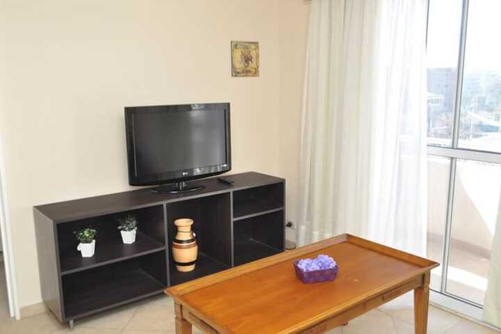Room 12 of 21