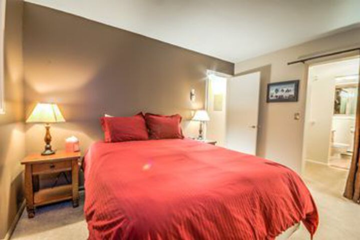 Room 55 of 168