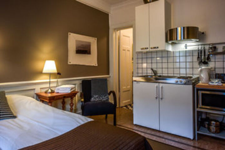 Room 15 of 22