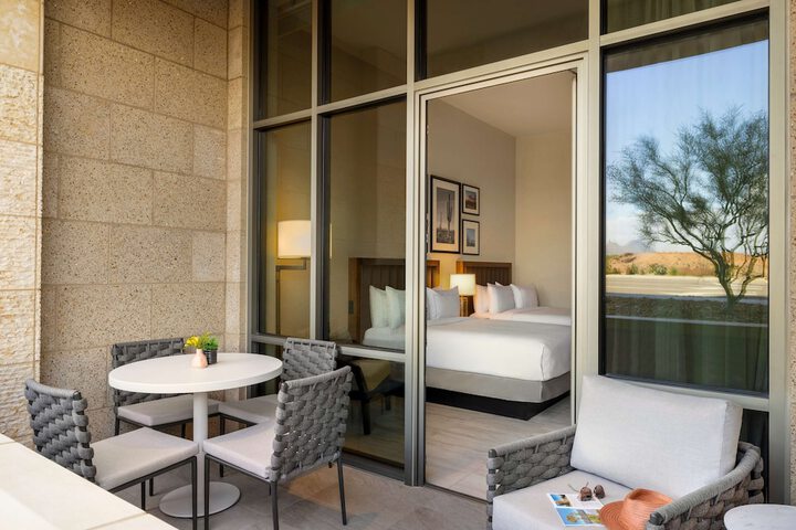 Room amenity