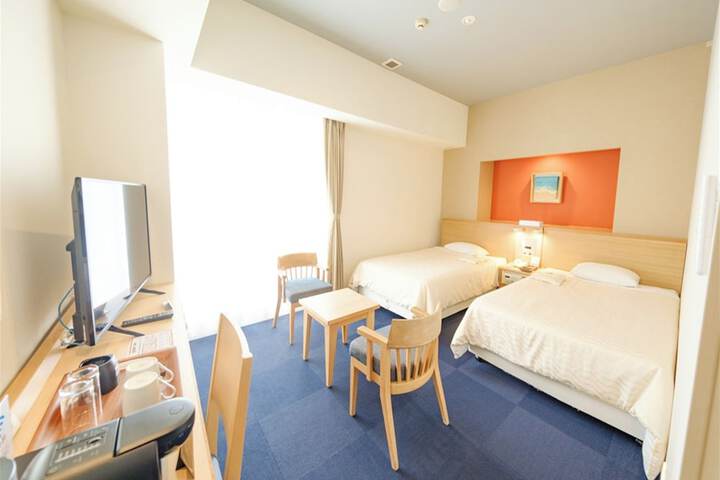 Room 33 of 101