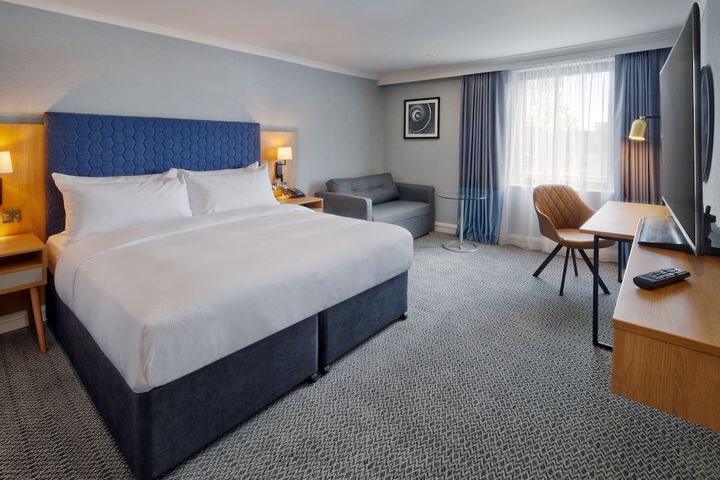 Room 35 of 118