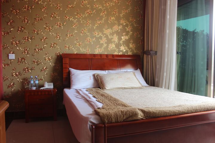 Room 7 of 40