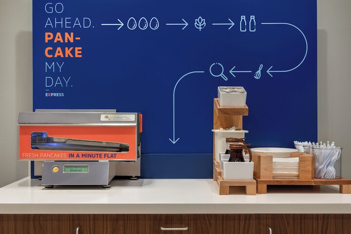 Breakfast/Coffee Service 52 of 58