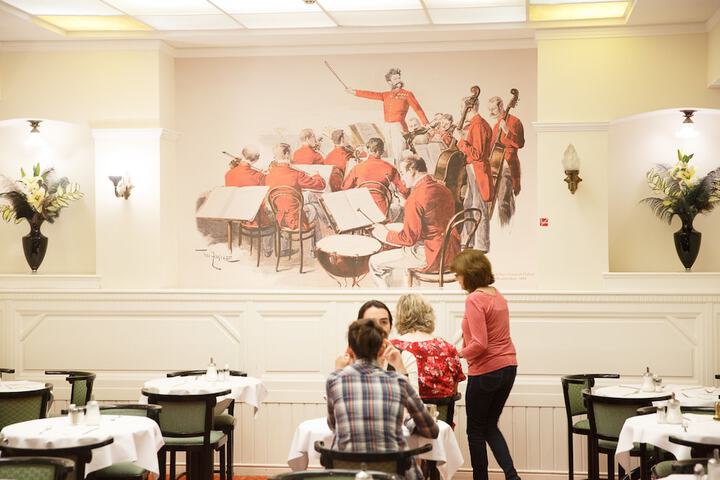 Breakfast area
