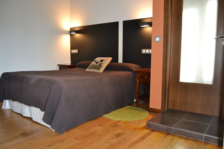 Room 13 of 22