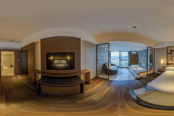 Room 27 of 118