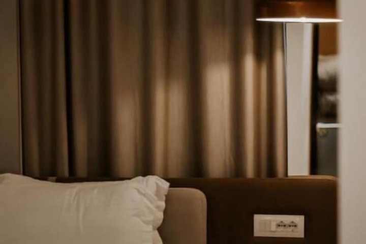 Room 24 of 69