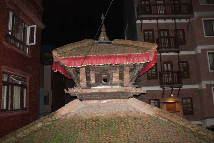 Room 6 of 90