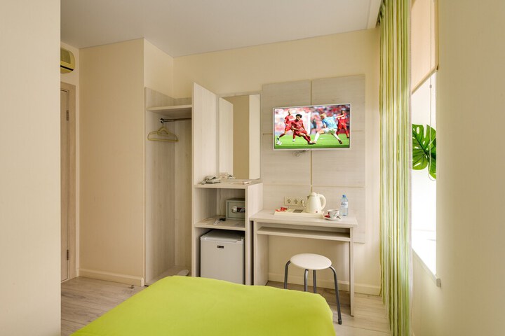 Room 58 of 95