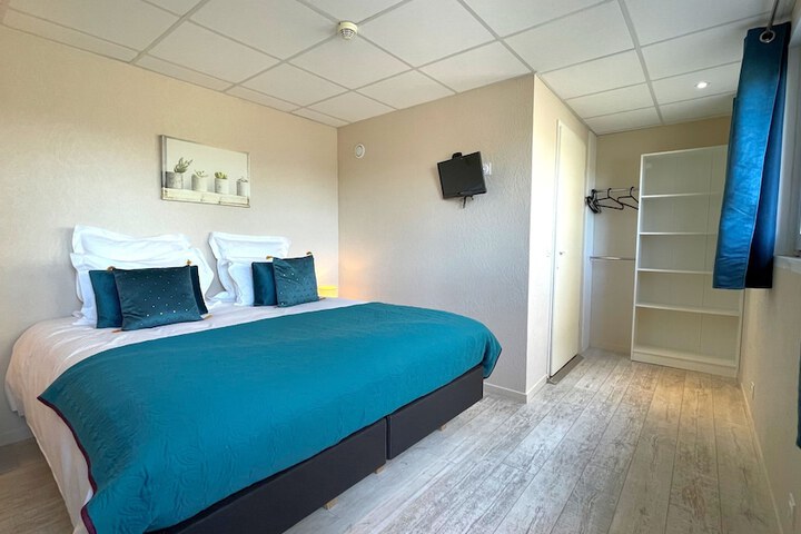 Room 25 of 75