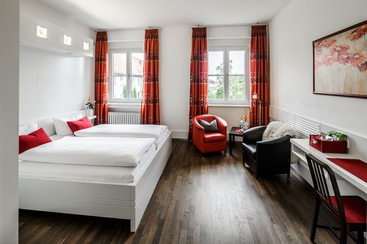 Room 15 of 64