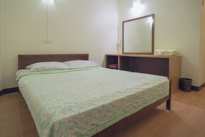 Room 5 of 20