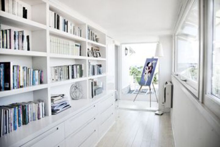 Room 8 of 20