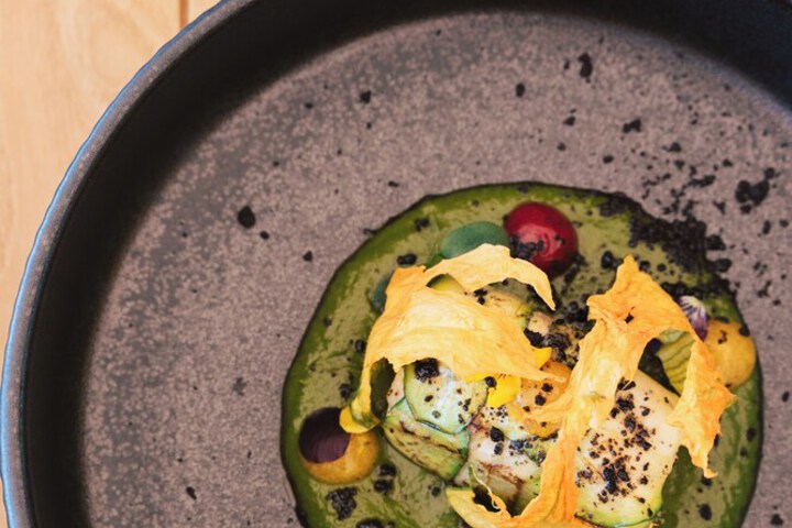 Dining 69 of 78