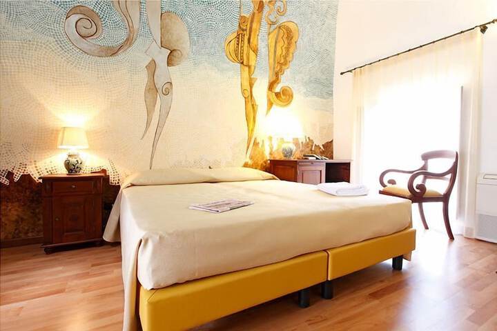 Room 2 of 57