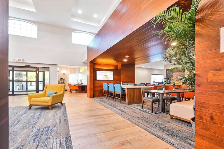 Breakfast/Coffee Service 63 of 75