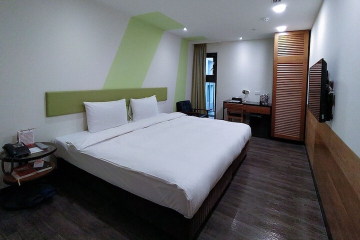 Room 20 of 68