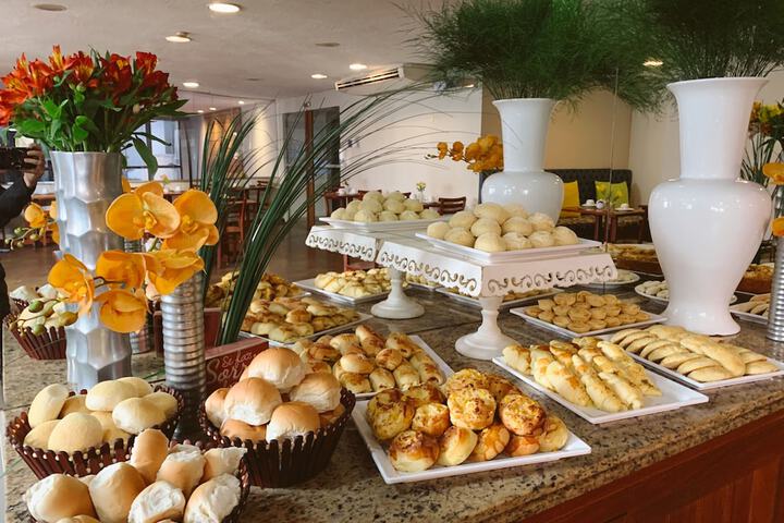 Breakfast/Coffee Service 40 of 56