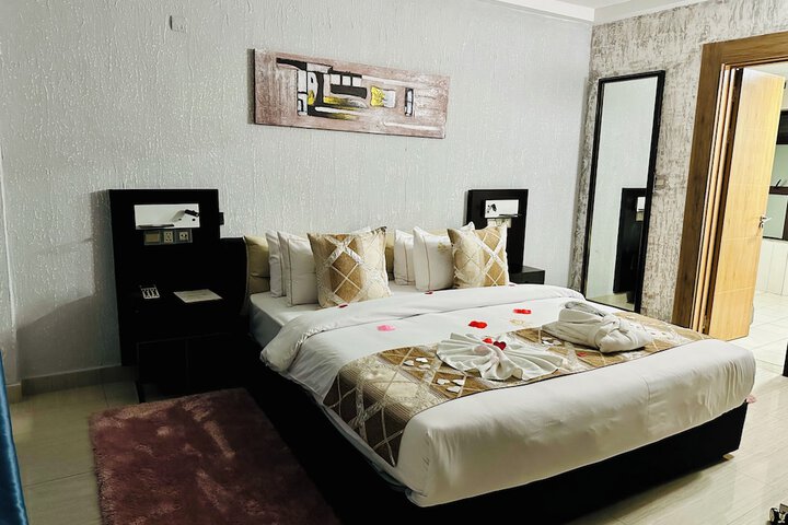 Room 22 of 63
