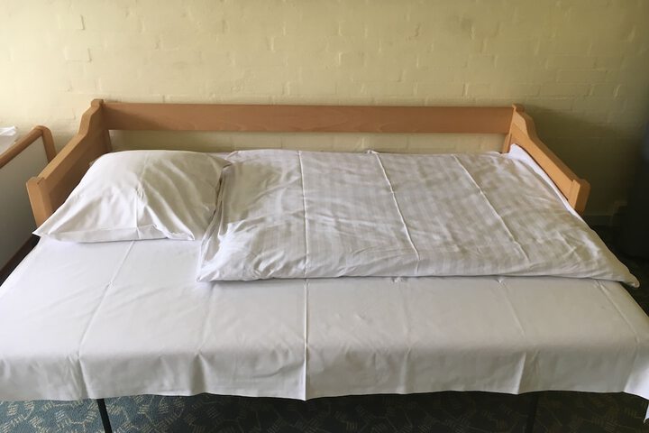 Room 5 of 26