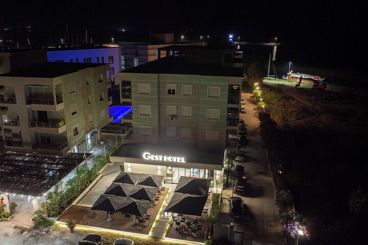 Hotel 135 of 147