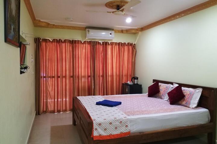 Room 16 of 63
