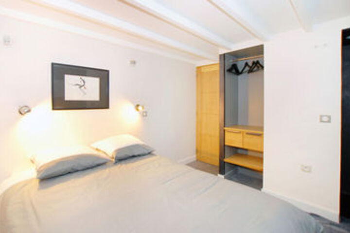 Room 21 of 54