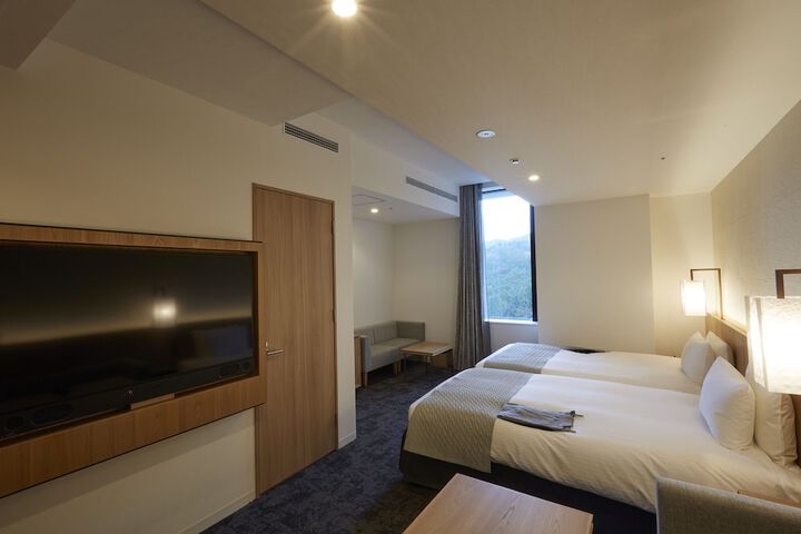 Room 9 of 78