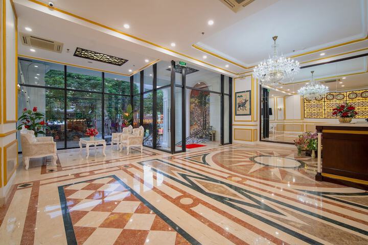Hotel Interior 4 of 89