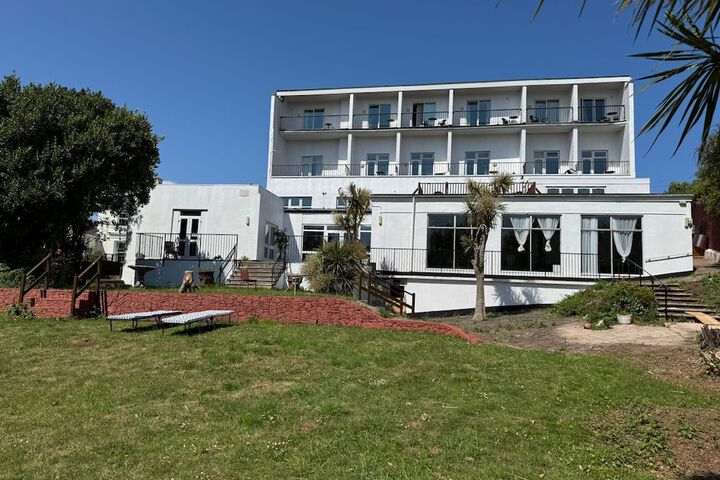 Hotel Exterior 54 of 60