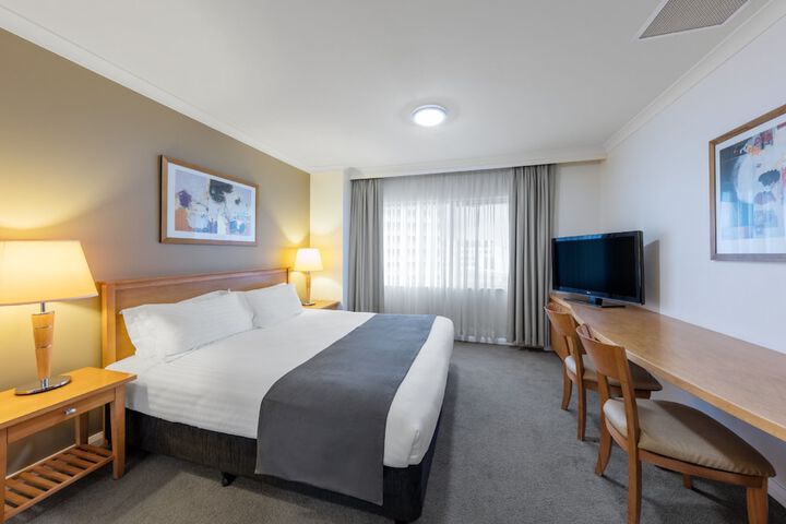 Room 7 of 44