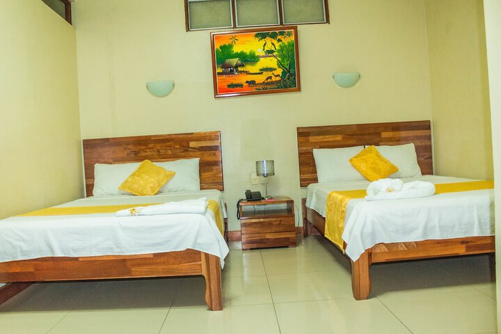 Room 4 of 38