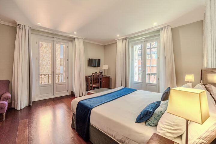 Room 16 of 27