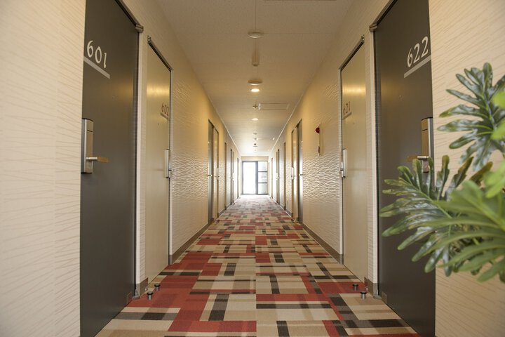 Ballroom/Hall 28 of 30