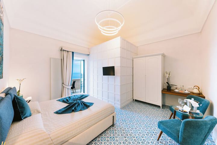 Room 34 of 159