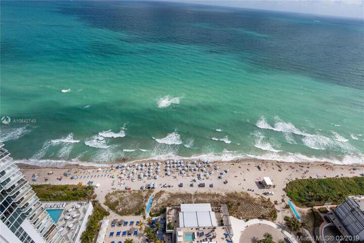 Lyfe Resort on Miami Hollywood BeachFront by MRA in Hollywood, FL