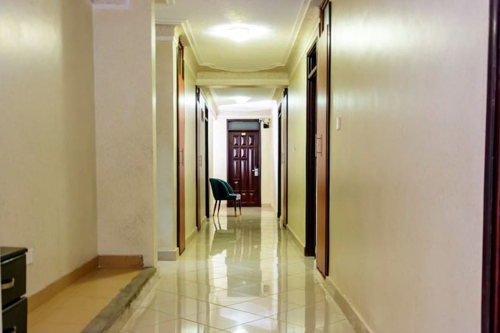 Ballroom/Hall 26 of 36