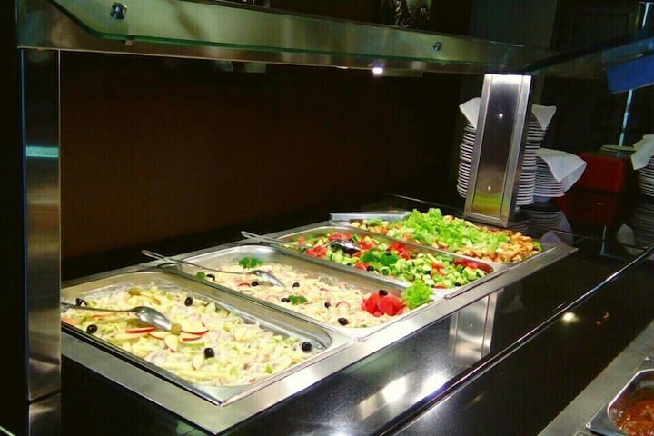 Dining 138 of 153
