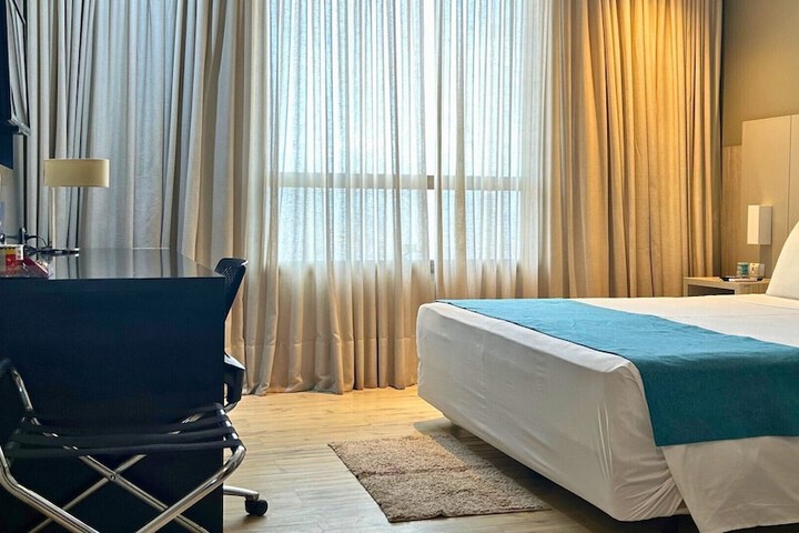 Room 26 of 58
