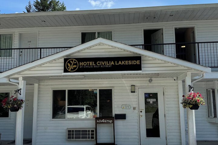 Hotel Interior 4 of 105