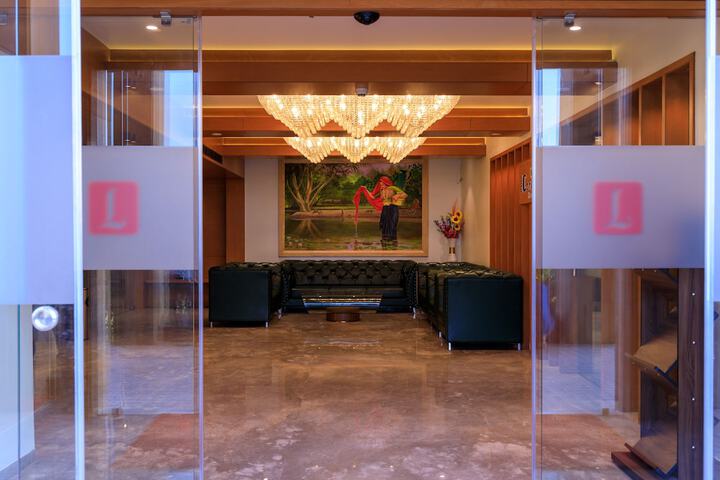 Hotel Interior 2 of 31