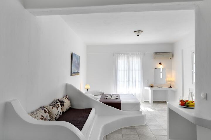 Room 7 of 75