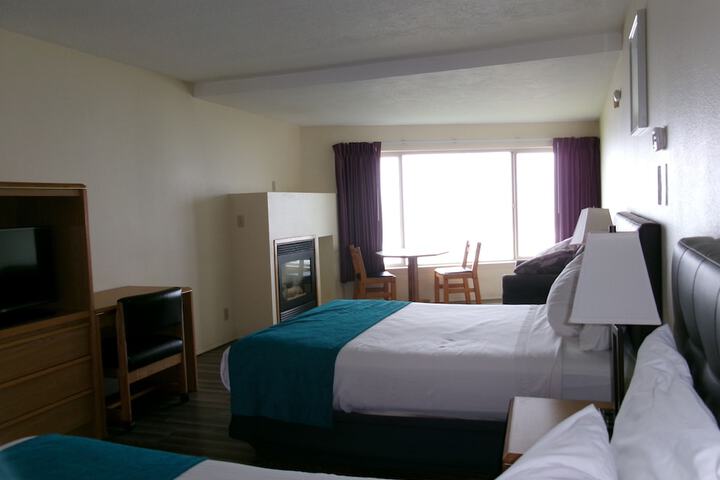 Room 18 of 165