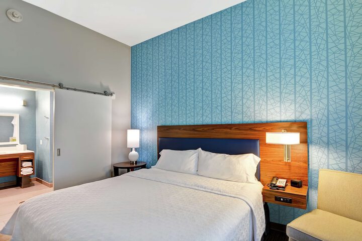 Room 17 of 55